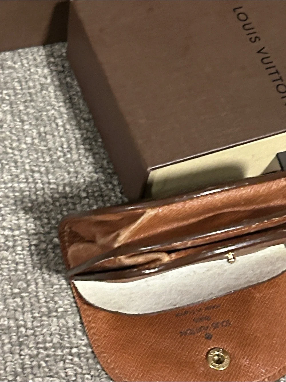 Louis Vuitton classic louis